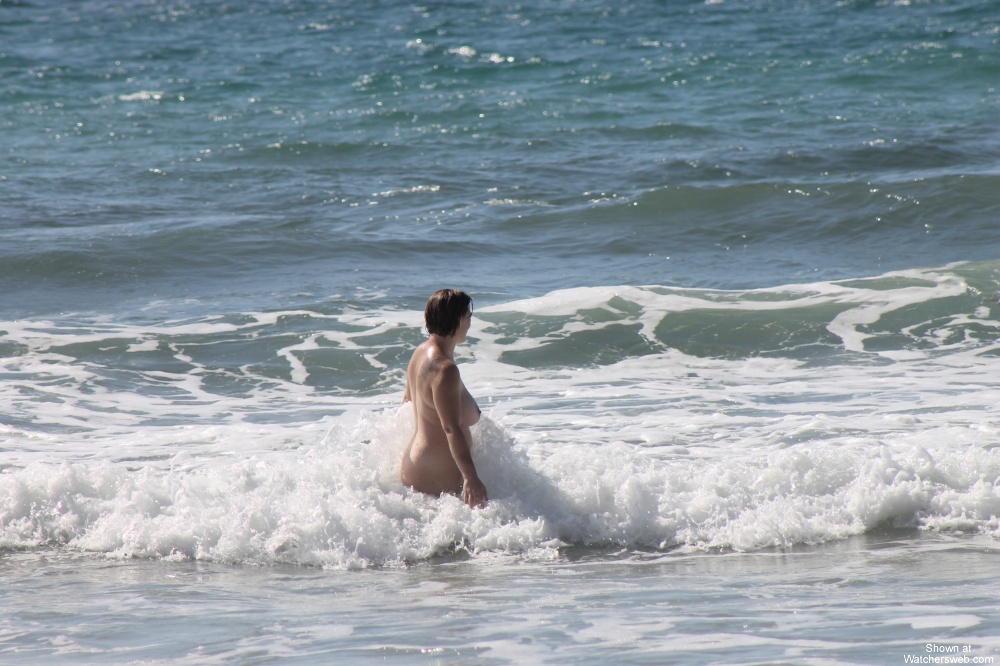 Kelly Streaking & Skinny Dipping #8